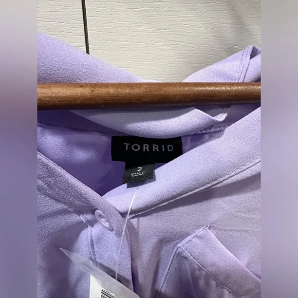 Torrid Harper Lavender Sleeveless Blouse- size 2 X - Picture 3 of 5